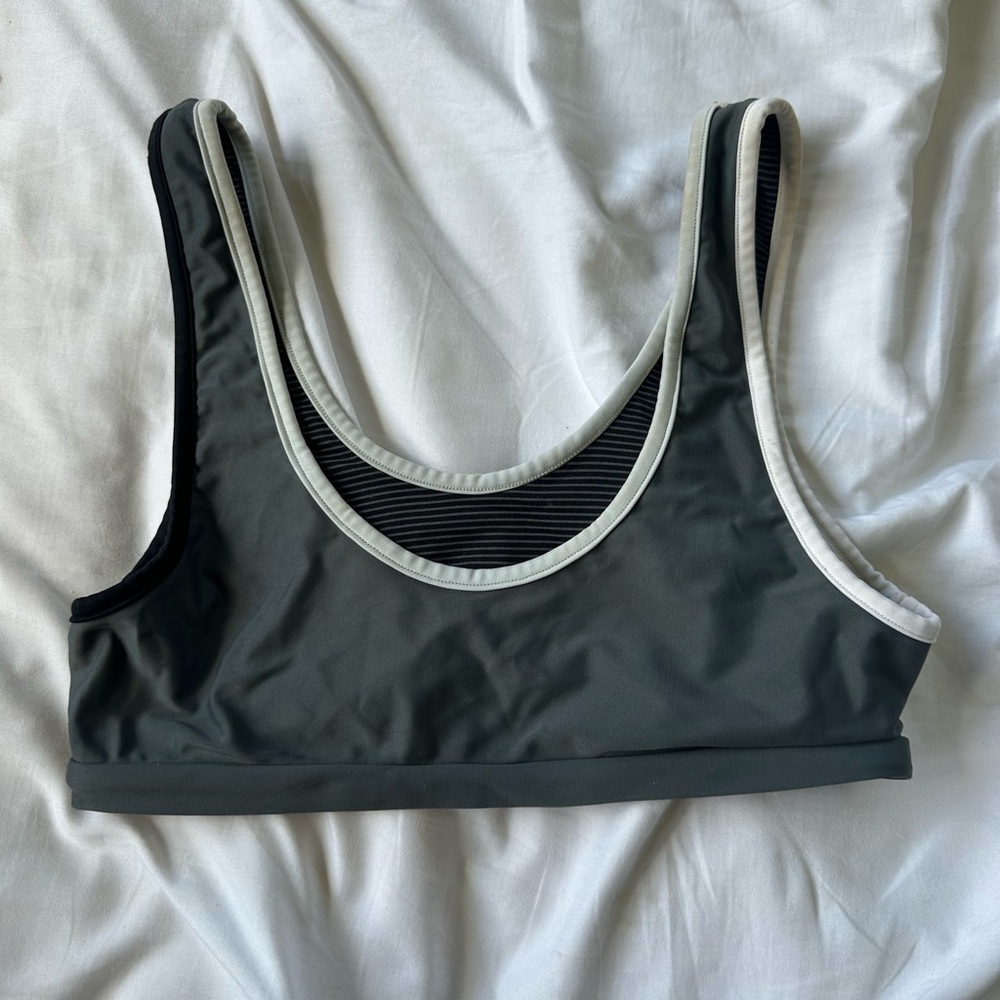 Acacia top